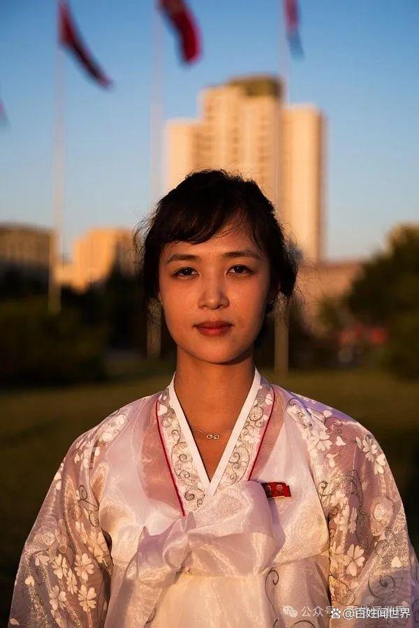 ！国家分配的颜值岗位最后一个让韩国眼红不朽情缘平台登录网页揭秘朝鲜美女职业(图5)