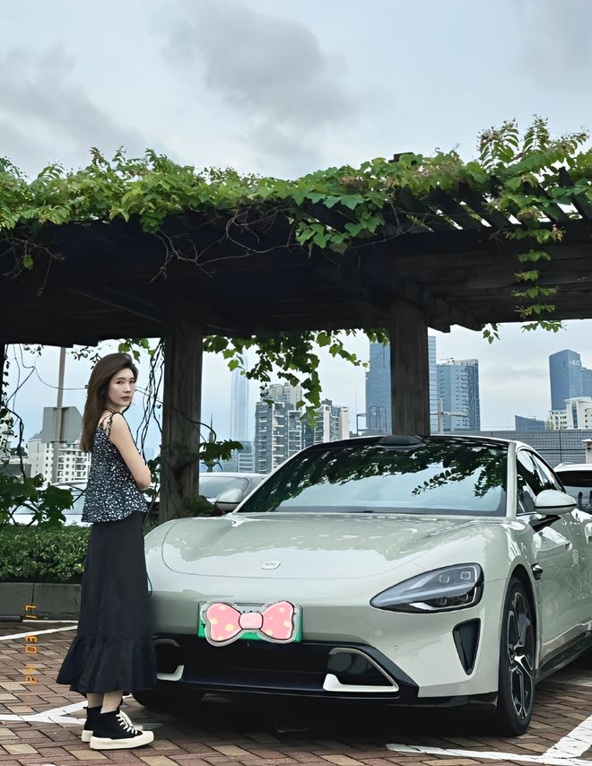 质量都这么高的吗？仙女也就长这样吧mg不朽情缘小米SU7的美女车主(图9)